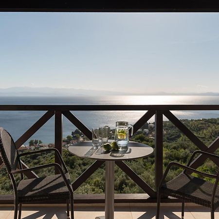 Karavia Lux Inn Afissos Exteriör bild