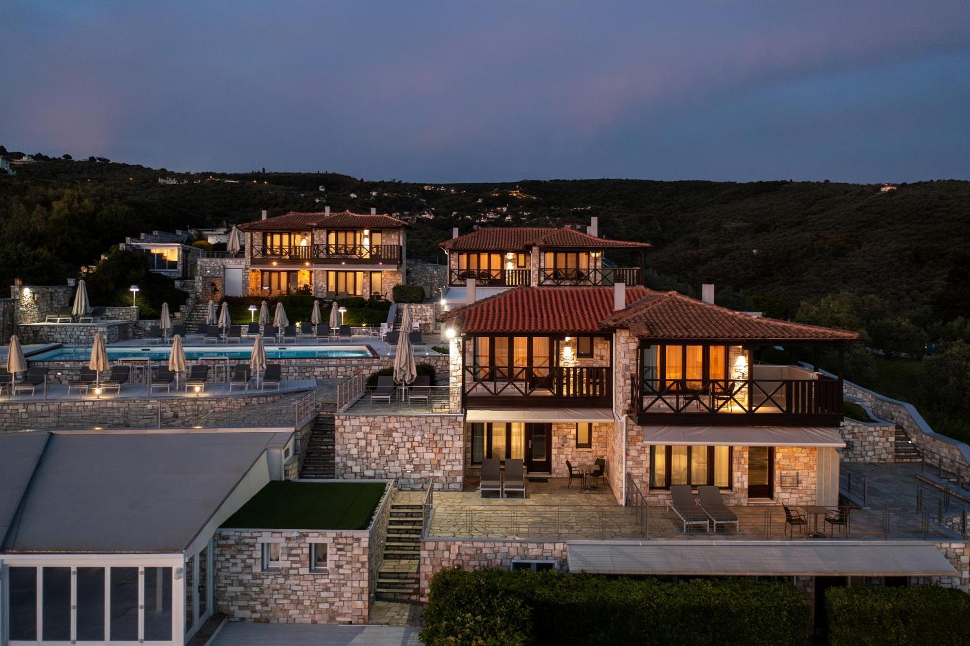 Karavia Lux Inn Afissos Exteriör bild