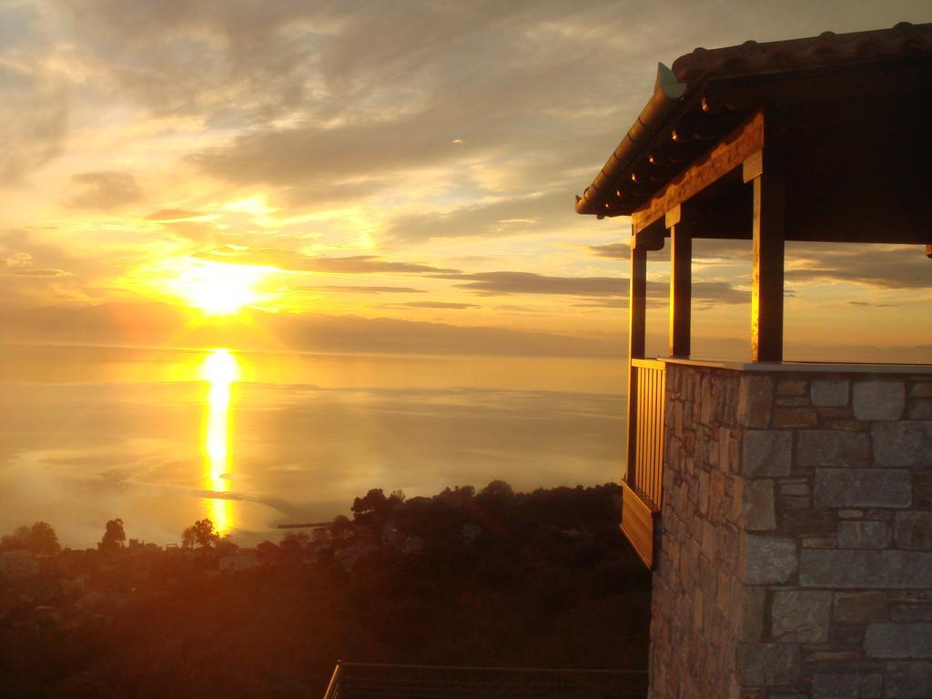 Karavia Lux Inn Afissos Exteriör bild